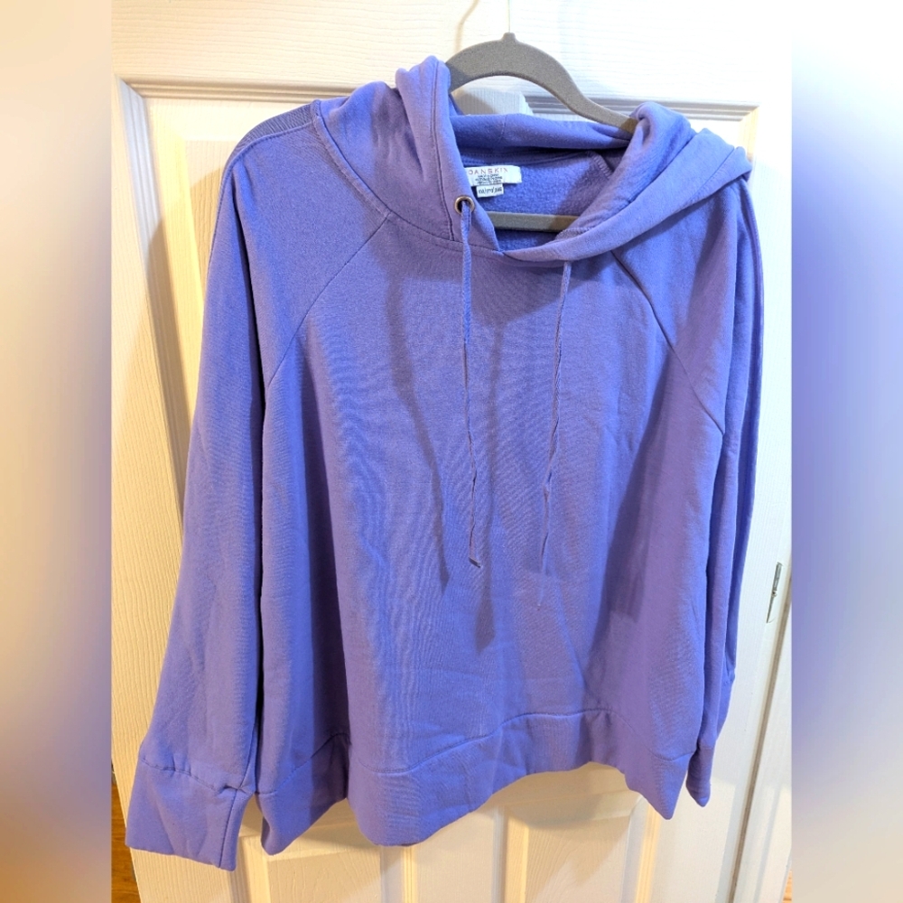 Danskin Lavender Sweatshirt